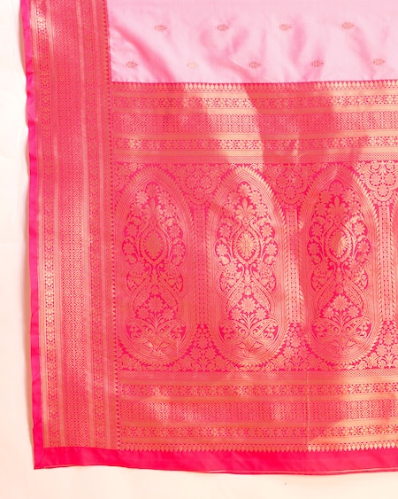 Shop Samyukta Singhania Pink Silk, Viscose Embroidery V-neck Floral Woven Saree With Blouse Shop_Samyukta Singhania_Pink Silk, Viscose Embroidery V-neck Floral Woven Saree With Blouse