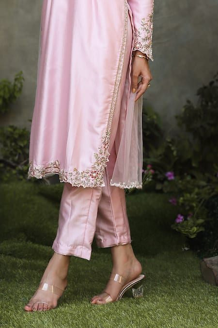 Nitisha Kashyap Official_Pink Silk, Net Beads, Embroidery Collared Floral Zardozi Kurta Set _Online_at_Aza_Fashions