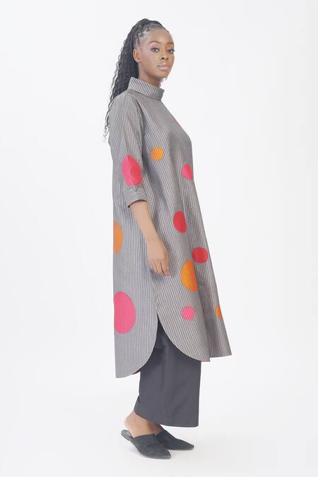 Buy_Taika By Poonam Bhagat_Gray Silk Applique High Neck Dove Grey Polka Kurta _Online_at_Aza_Fashions