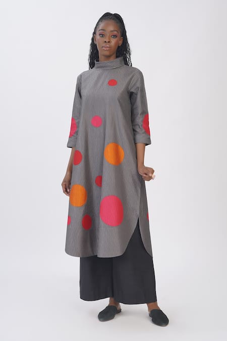 Shop_Taika By Poonam Bhagat_Gray Silk Applique High Neck Dove Grey Polka Kurta _Online_at_Aza_Fashions