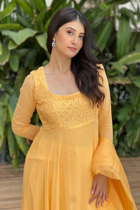 LABEL AISHWARYRIKA_Yellow Georgette Embroidery Square Neck Floral Chikankari Anarkali Pant Set _at_Aza_Fashions