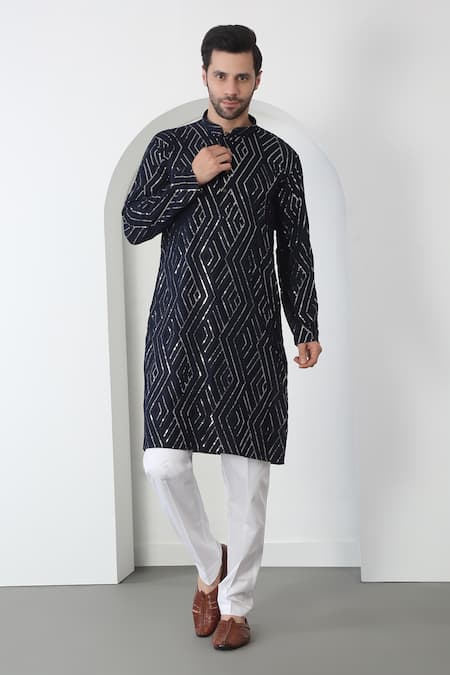 Aham-Vayam Black Embroidered Kurta Set With Pant 