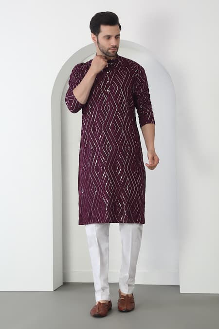 Shop Aham-Vayam Wine Cotton Sequins, Embroidery Barfi Kurta Set Online at Aza Fashions Shop_Aham-Vayam_Wine Cotton Sequins, Embroidery Barfi Kurta Set _Online_at_Aza_Fashions