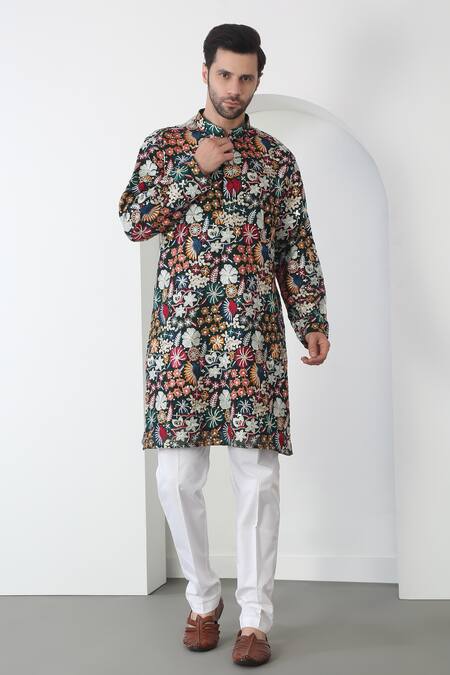 Aham-Vayam Green Cotton Sequins, Embroidery Pushp Kala Kurta Set Online at Aza Fashions Aham-Vayam_Green Cotton Sequins, Embroidery Pushp Kala Kurta Set _Online_at_Aza_Fashions