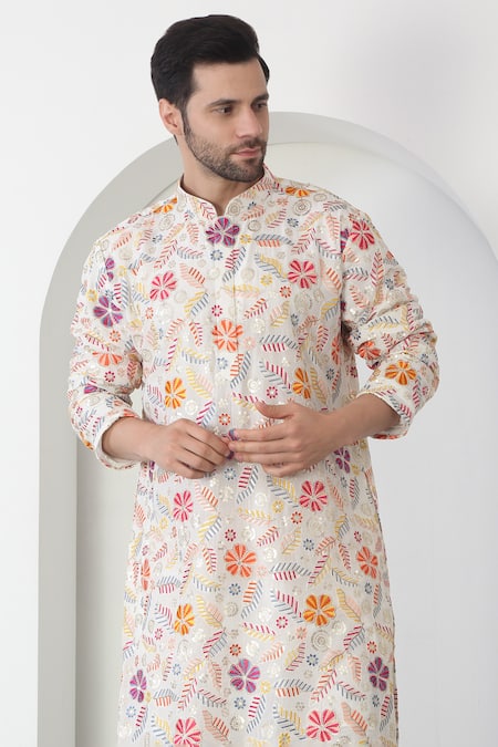 Buy_Aham-Vayam_Cream Cotton Sequins, Embroidery Pushp Tyohar Kurta Set 