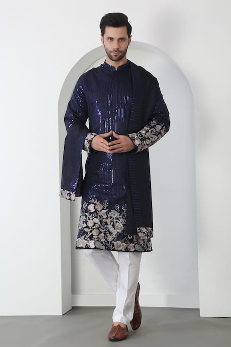 Aham-Vayam Thread Embroidered Kurta Set With Dupatta 