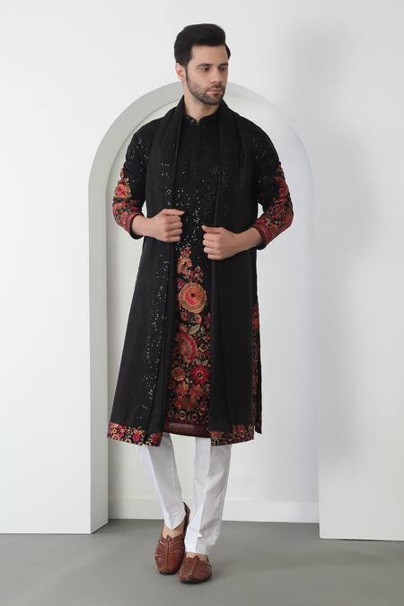 Aham-Vayam Black Cotton Embroidery, Sequins Floral Kurta Set Online at Aza Fashions Aham-Vayam_Black Cotton Embroidery, Sequins Floral Kurta Set _Online_at_Aza_Fashions