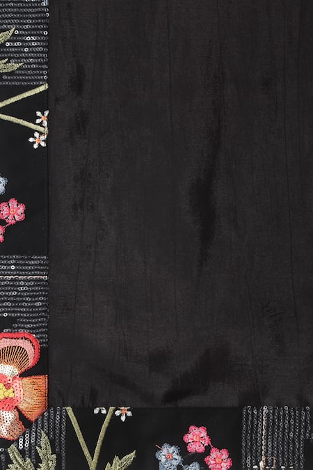 Aham-Vayam Black Cotton Sequins, Embroidery Pushp Utsav Kurta Set at Aza Fashions Aham-Vayam_Black Cotton Sequins, Embroidery Pushp Utsav Kurta Set _at_Aza_Fashions