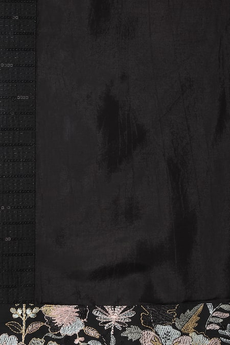 Aham-Vayam Black Cotton Embroidery, Sequins Floral Thread Kurta Set at Aza Fashions Aham-Vayam_Black Cotton Embroidery, Sequins Floral Thread Kurta Set _at_Aza_Fashions