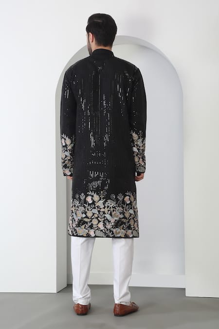 Aham-Vayam Floral Thread Embroidered Kurta Set 
