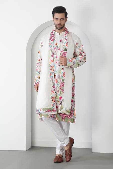 Shop Aham-Vayam White Cotton Sequins, Embroidery Eden Thread Kurta Set Online at Aza Fashions Shop_Aham-Vayam_White Cotton Sequins, Embroidery Eden Thread Kurta Set _Online_at_Aza_Fashions