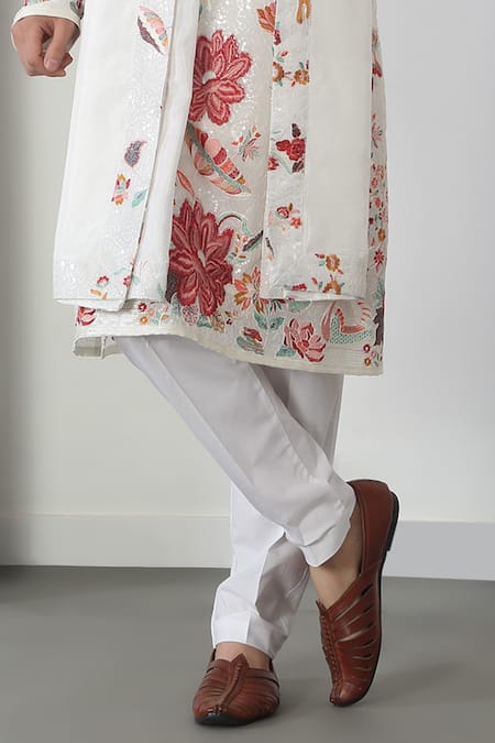 Buy_Aham-Vayam_White Cotton Embroidery, Sequins Floral Kurta Set _Online_at_Aza_Fashions