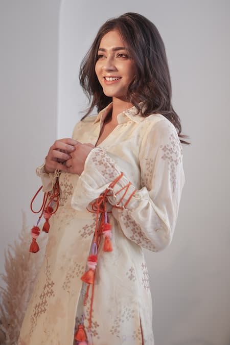 Label Flamingo By Vrinda_Ivory Crepe Collared Lilly Print Angarkha Jacket And Pant Set _at_Aza_Fashions