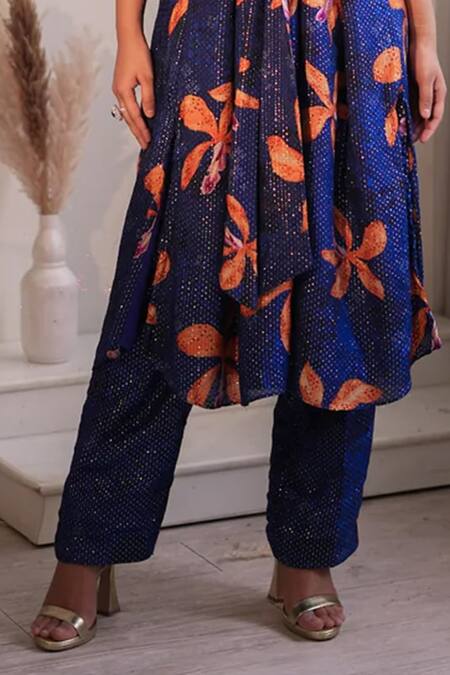 Shop_Label Flamingo By Vrinda_Ivory Lurex Turtle Neck Lilly Tie-up Kurta Set _Online_at_Aza_Fashions