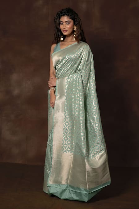 Buy_Vishwa By Pinki Sinha X AZA_Blue Silk Embroidery Handwoven Floral Banarasi Saree _Online_at_Aza_Fashions