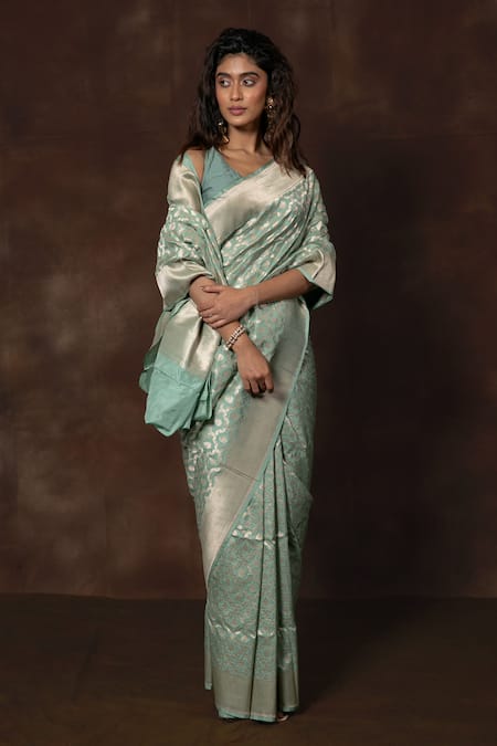 Vishwa By Pinki Sinha X AZA Handwoven Floral Banarasi Silk Saree 