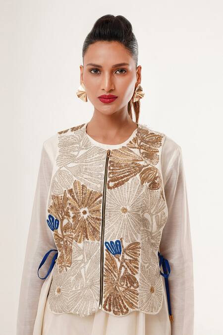 Jajaabor_Ivory Tissue, Cotton, Silk, Linen Embroidery, Applique Floral Draped Kurta Set _Online_at_Aza_Fashions