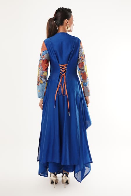 Jajaabor Floral Applique Asymmetric Kurta Set 