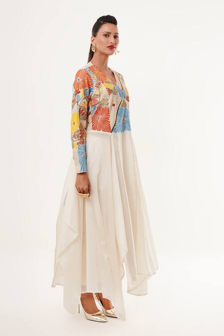 Buy_Jajaabor_Ivory Tissue, Cotton, Silk Applique, Sequins V-neck Floral Asymmetric Kurta Set _Online_at_Aza_Fashions