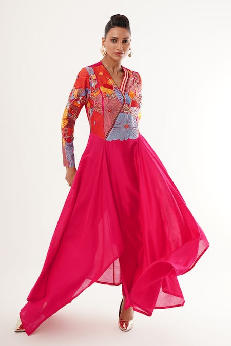 Jajaabor_Pink Silk, Cotton, Tissue Sequins, Applique V-neck Floral Embroidered Kurta Set _at_Aza_Fashions