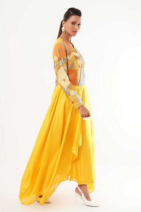 Buy_Jajaabor_Yellow Tissue, Cotton, Silk Sequins, Applique V-neck Floral Kurta Set _Online_at_Aza_Fashions
