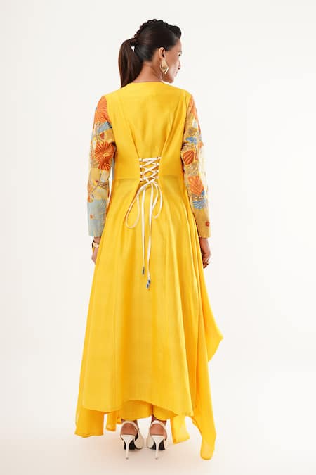 Jajaabor Floral Applique Yellow Kurta Set 