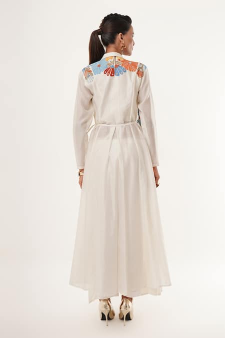 Jajaabor Floral Applique Angarkha & Pant Set 