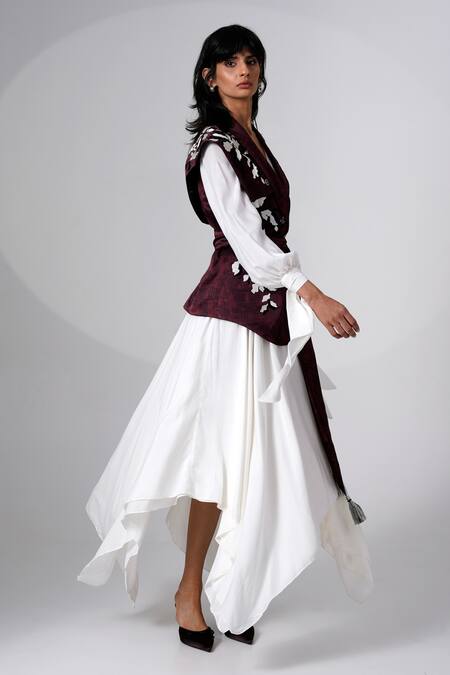 Buy Madder Much Brown Embroidery, Sequins Shawl Neck Thread Designer Jacket Buy_Madder Much_Brown Embroidery, Sequins Shawl Neck Thread Designer Jacket