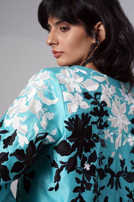 Madder Much Turquoise Chanderi Silk Embroidery Open Neck Floral Jacket at Aza Fashions Madder Much_Turquoise Chanderi Silk Embroidery Open Neck Floral Jacket_at_Aza_Fashions