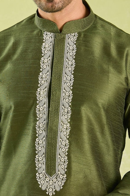 Arihant Rai Sinha_Green Silk Embroidery Floral Paisley Kurta Set _at_Aza_Fashions