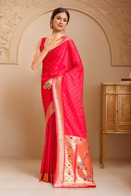 Samyukta Singhania Red Pashmina Embroidery Asymmetric Designer Paithani Silk Woven Saree Set at Aza Fashions Samyukta Singhania_Red Pashmina Embroidery Asymmetric Designer Paithani Silk Woven Saree Set_at_Aza_Fashions