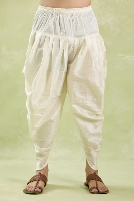 Arihant Rai Sinha_Green Polyester, Silk Embroidery Blossom Vine Kurta Set _at_Aza_Fashions