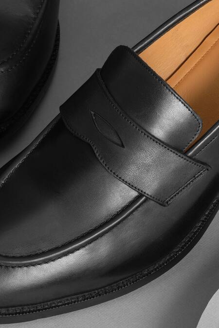 Nou_Black Leather Moccasin Loafers With Cutwork _at_Aza_Fashions