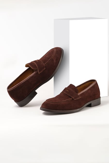 Buy_Nou_Brown Moccasin Loafers With Cutwork _Online_at_Aza_Fashions