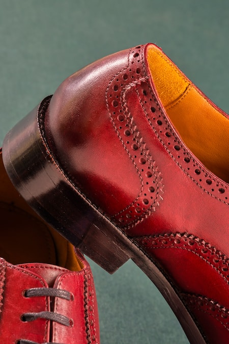 Buy_Nou_Burgundy Leather Embroidery Brogue Pattern Shoes _Online_at_Aza_Fashions