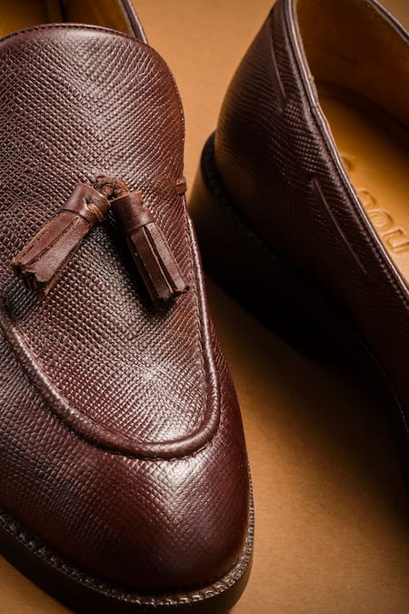 Buy_Nou_Brown Tassel Embellished Loafers _Online_at_Aza_Fashions