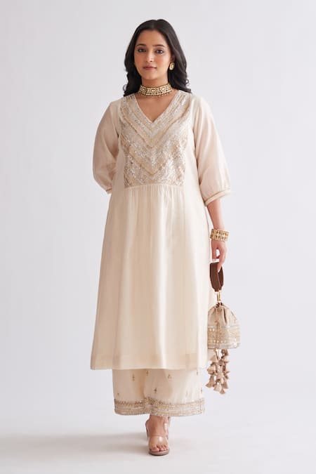 Buy_Vaaya_Off White Silk, Silk, Sequins, Embroidery Coin Kurta Set_Online_at_Aza_Fashions