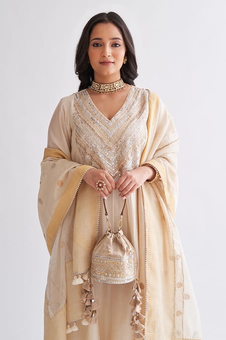 Vaaya_Off White Silk, Silk, Sequins, Embroidery Coin Kurta Set_at_Aza_Fashions