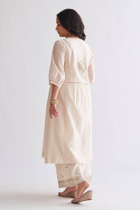 Shop_Vaaya_Off White Silk, Silk, Sequins, Embroidery Coin Kurta Set_at_Aza_Fashions