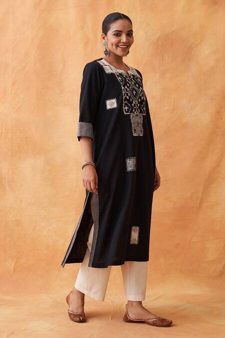 Buy_Vaaya_Black Cotton Embroidery Open Neck Ikkat Motif Straight Kurta _Online_at_Aza_Fashions