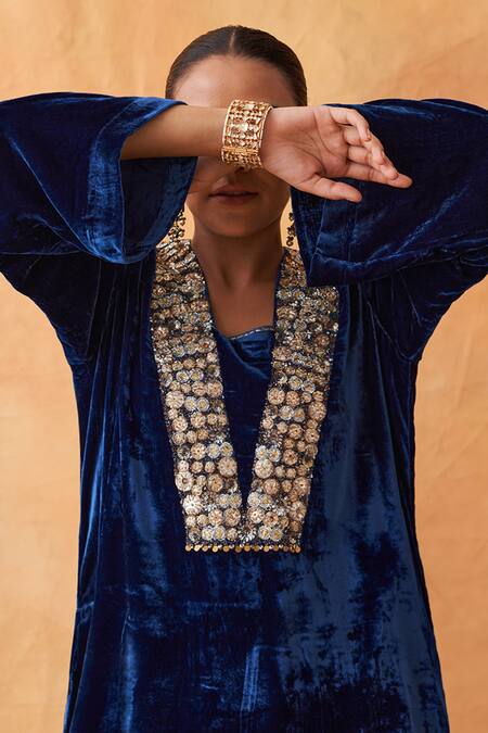 Vaaya Blue Silk, Velvet Gota Patti, Sequins, Beads V-neck Twilight Kurta Set at Aza Fashions Vaaya_Blue Silk, Velvet Gota Patti, Sequins, Beads V-neck Twilight Kurta Set _at_Aza_Fashions