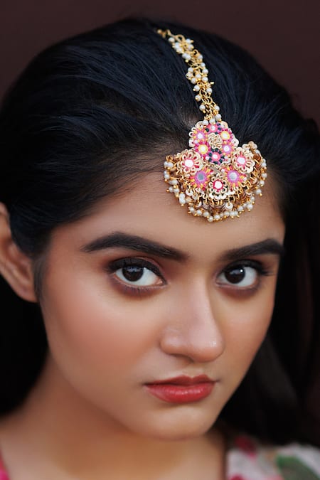 Shop Kanyaadhan By Dhirajaayushi Multi Color Embroidered Maangtikka And Earring Set at Aza Fashions Shop_Kanyaadhan By Dhirajaayushi_Multi Color Embroidered Maangtikka And Earring Set _at_Aza_Fashions