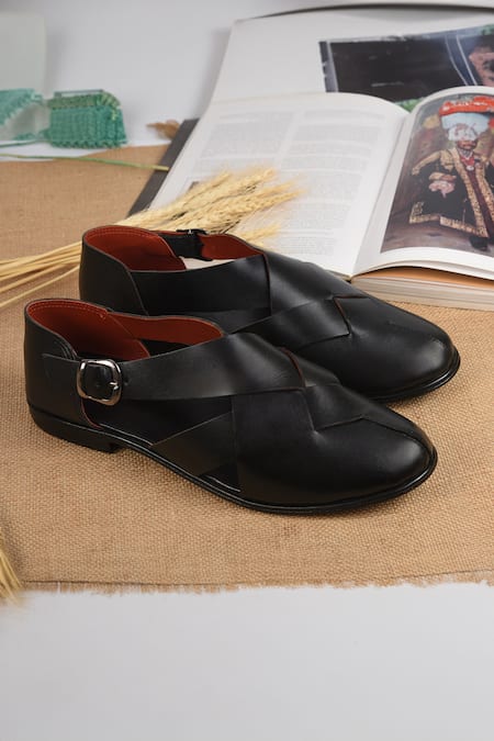 Shop_Irasoles_Black Nawab Cross Patta Sandals _Online_at_Aza_Fashions