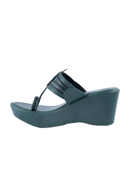 Irasoles Green Kolhapuri Braided Wedges Online at Aza Fashions Irasoles_Green Kolhapuri Braided Wedges_Online_at_Aza_Fashions