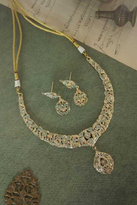 Buy Paisley Pop Green Pearls, Stones Floral Cutwork Pendant Necklace Set Online at Aza Fashions Buy_Paisley Pop_Green Pearls, Stones Floral Cutwork Pendant Necklace Set _Online_at_Aza_Fashions
