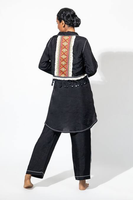 Shop Anmol Kakad Black Silk Tassels, Mirrors Round Neck Embroidered Kurta Set With Jacket at Aza Fashions Shop_Anmol Kakad_Black Silk Tassels, Mirrors Round Neck Embroidered Kurta Set With Jacket_at_Aza_Fashions