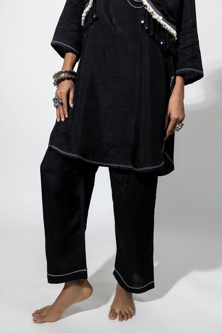 Buy Anmol Kakad Black Silk Tassels, Mirrors Round Neck Embroidered Kurta Set With Jacket Buy_Anmol Kakad_Black Silk Tassels, Mirrors Round Neck Embroidered Kurta Set With Jacket