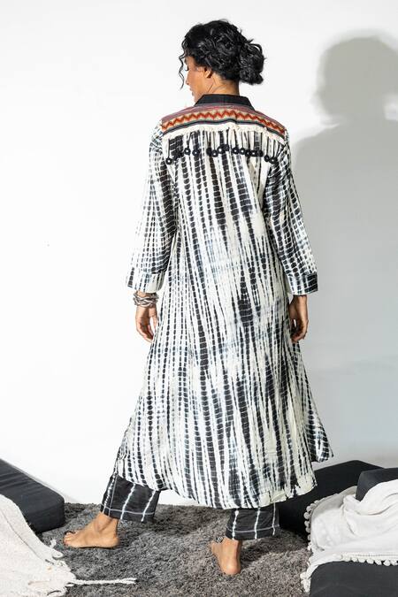 Shop Anmol Kakad Black Cotton, Silk Mirrors, Embroidery Collared Tie-dye Kurta And Pant Set at Aza Fashions Shop_Anmol Kakad_Black Cotton, Silk Mirrors, Embroidery Collared Tie-dye Kurta And Pant Set_at_Aza_Fashions