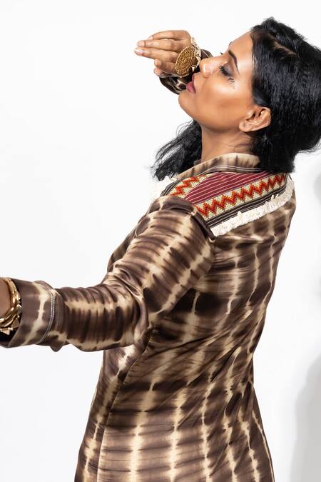 Anmol Kakad_Beige Silk Mirrors, Embroidery Collared Tie-dye Cross Stitch Yoke Shirt_Online_at_Aza_Fashions