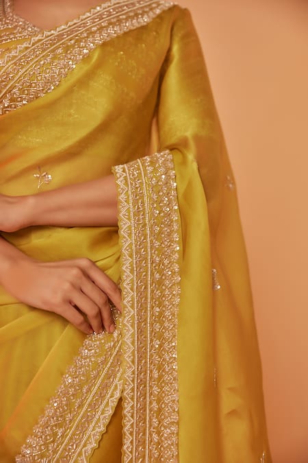 Buy_Juhi Shekhawat_Yellow Silk Organza Cut Work Asymmetric Hand Embroidered Saree Set 